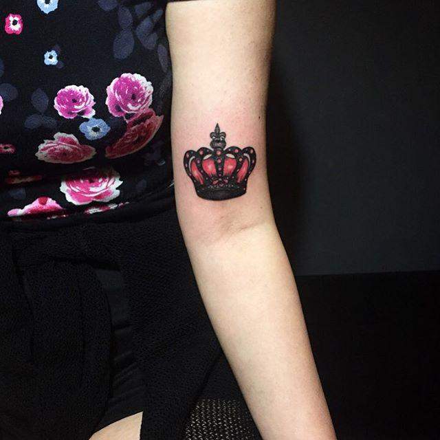 tatouage couronne 59