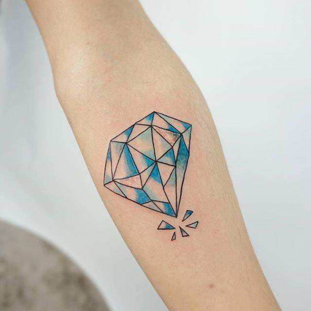 tatouage diamant 31