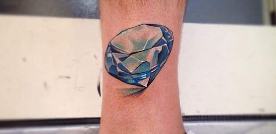 tatouage diamant 79