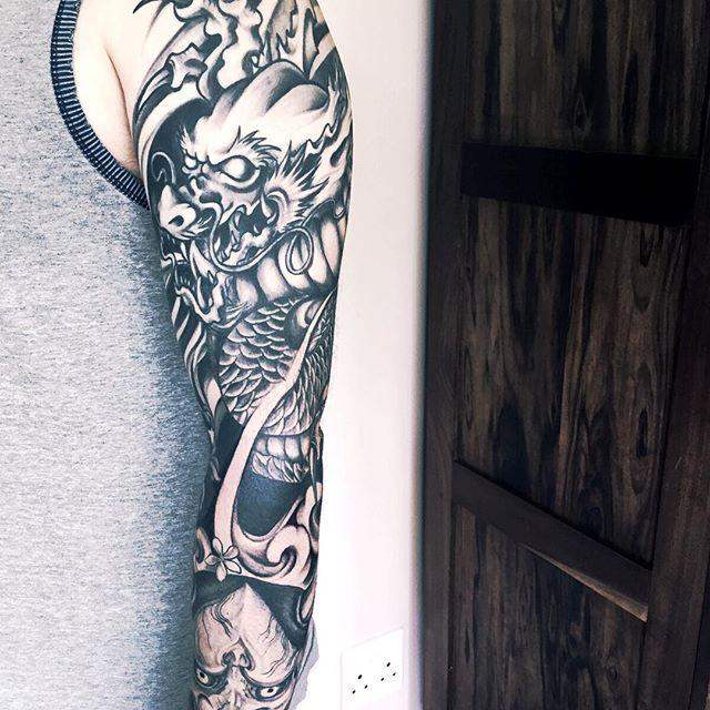 tatouage dragon 59