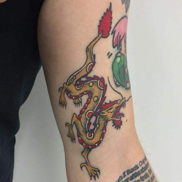 tatouage dragon 89