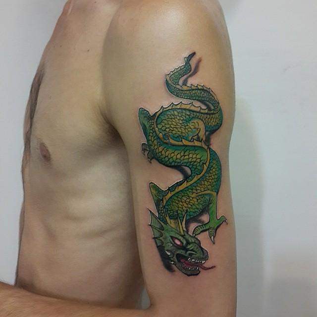 tatouage dragon 97