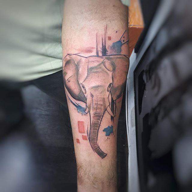 tatouage elephant 101