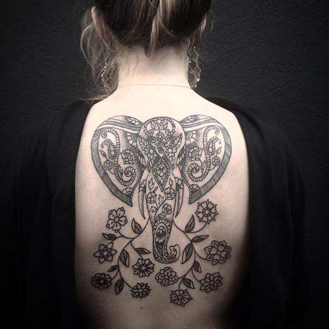 tatouage elephant 107