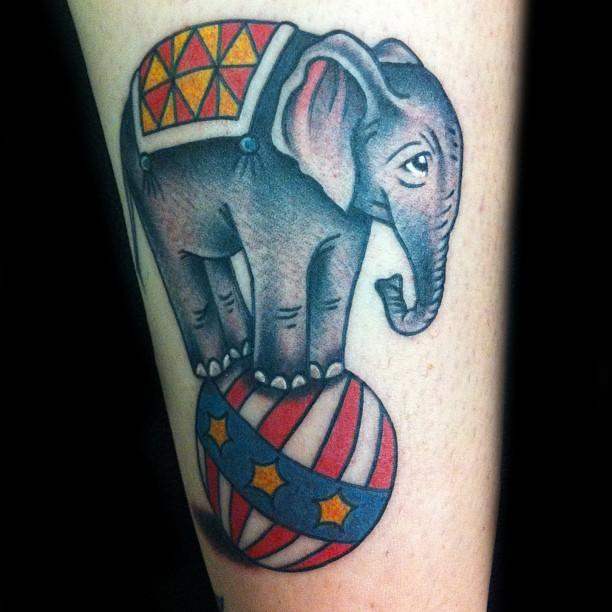 tatouage elephant 109