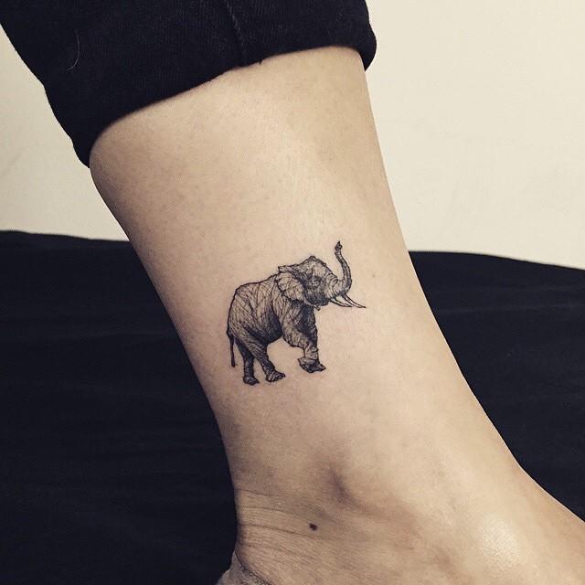 tatouage elephant 115