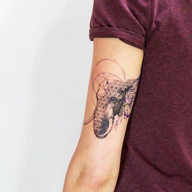 tatouage elephant 119