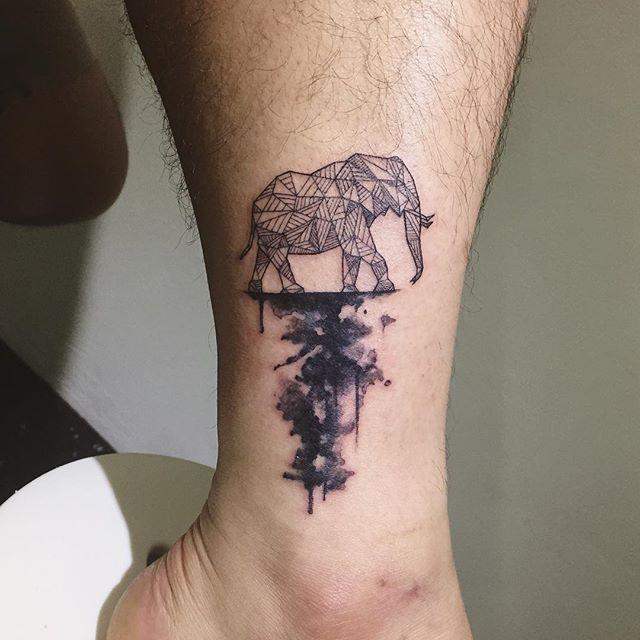 tatouage elephant 129