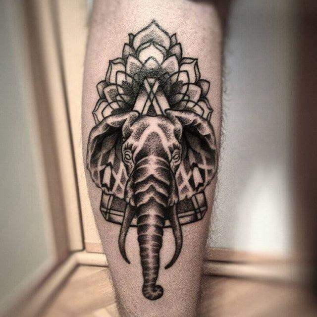 tatouage elephant 49