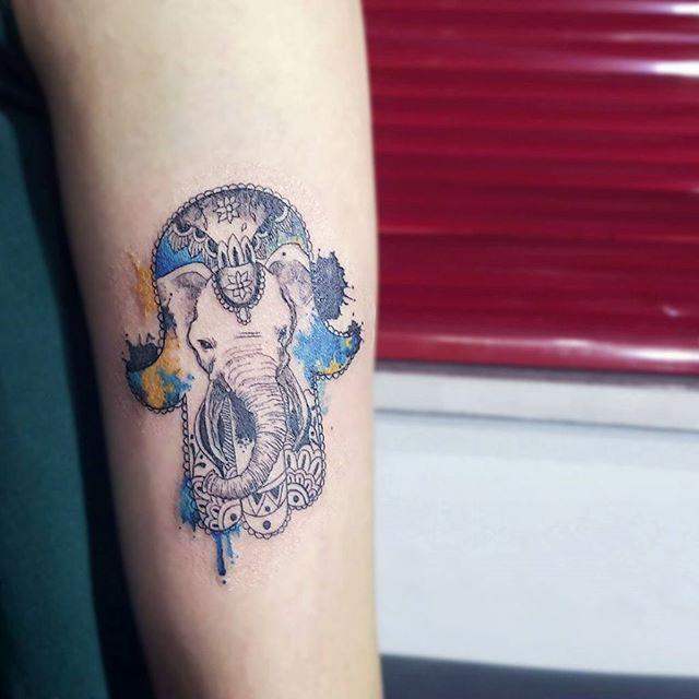 tatouage elephant 71