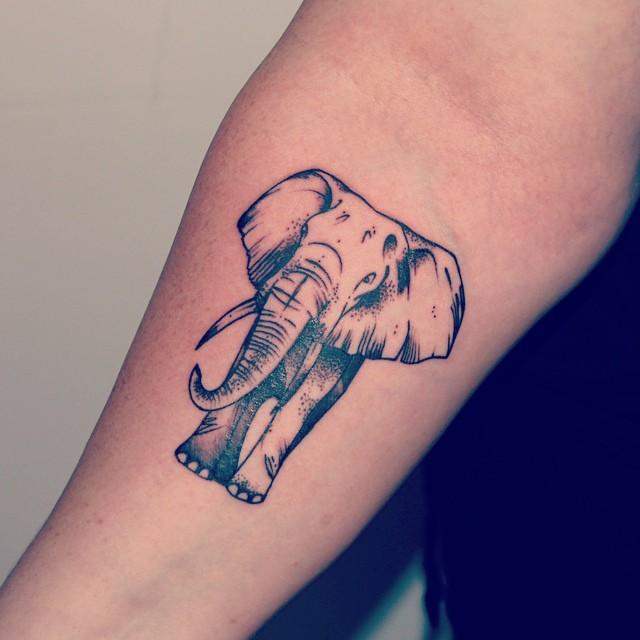 tatouage elephant 73