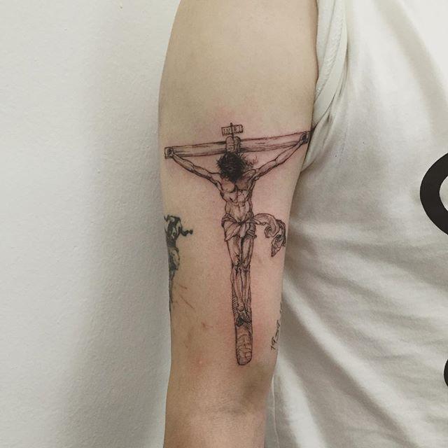 tatouage jesus 81