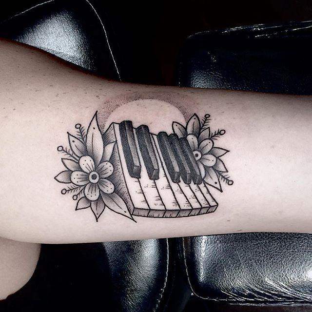 tatouage musicale 03