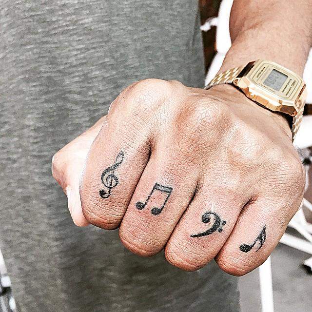 tatouage musicale 57