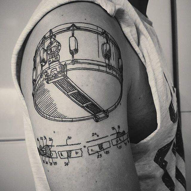 tatouage musicale 73
