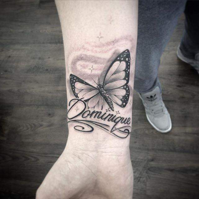 tatouage papillon 87