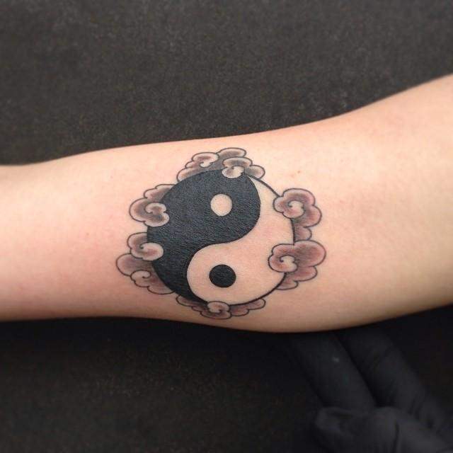 tatouage yin yang 01