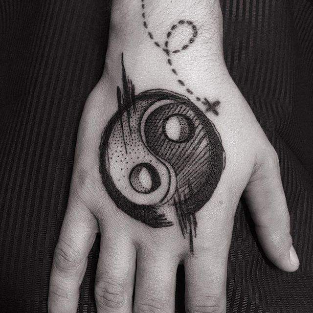 tatouage yin yang 117