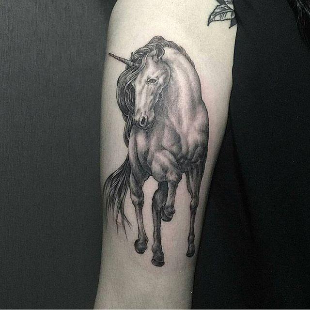 tatouage cheval 03
