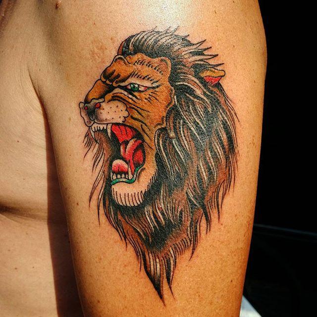 tatouage lion 01