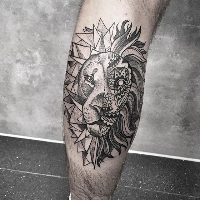 tatouage lion 105