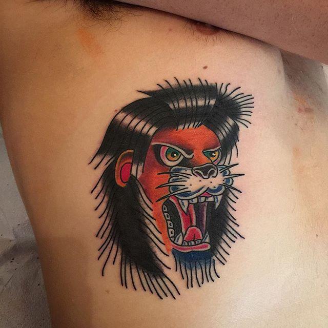 tatouage lion 41