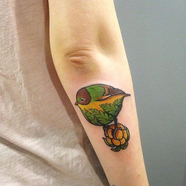 tatouage oiseau 123