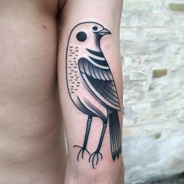 tatouage oiseau 81