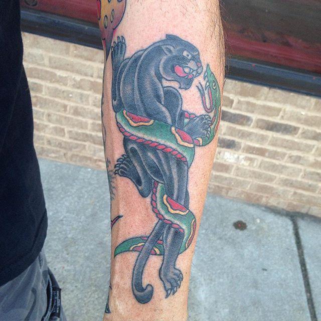 tatouage panthere 87