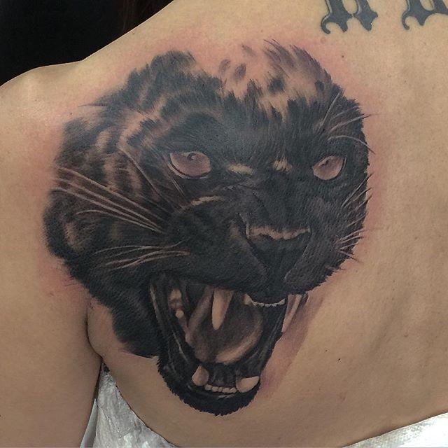 tatouage panthere 91