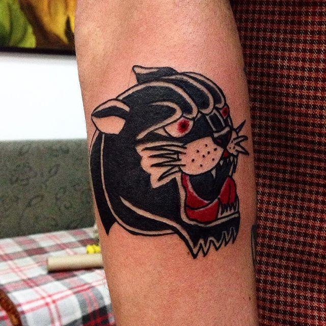 tatouage panthere 97