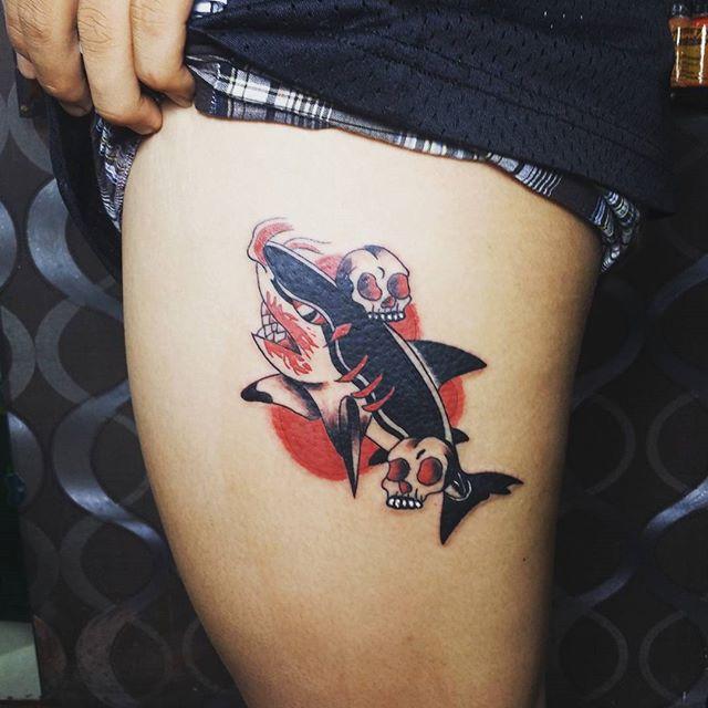 tatouage requin 39
