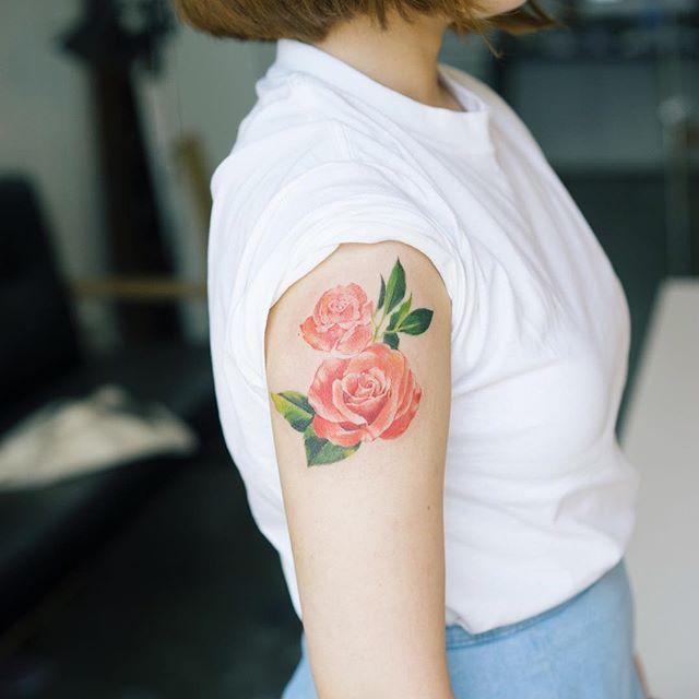 60 Tatouages de roses parfaits pour les femmes