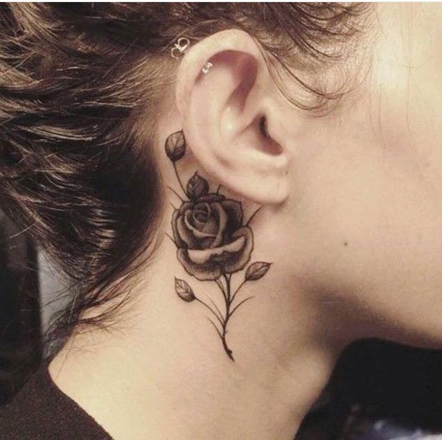 tatouage roses 113