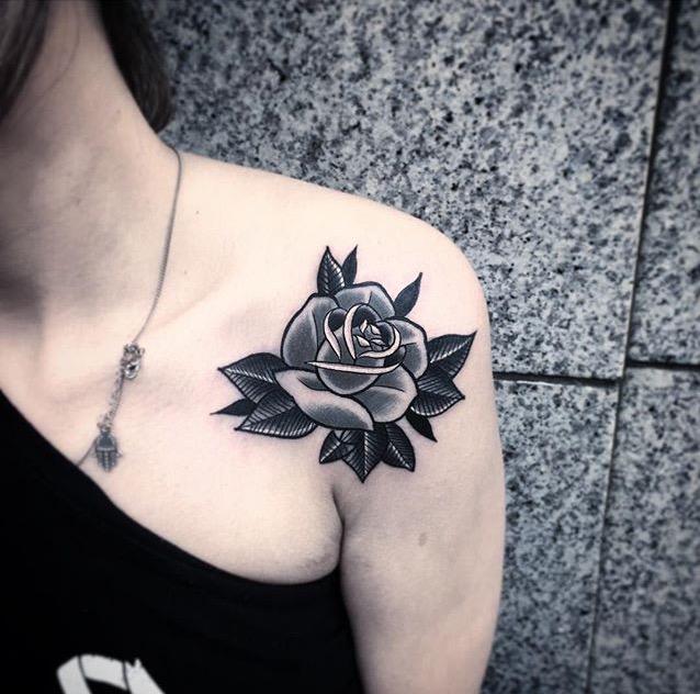 tatouage roses 117
