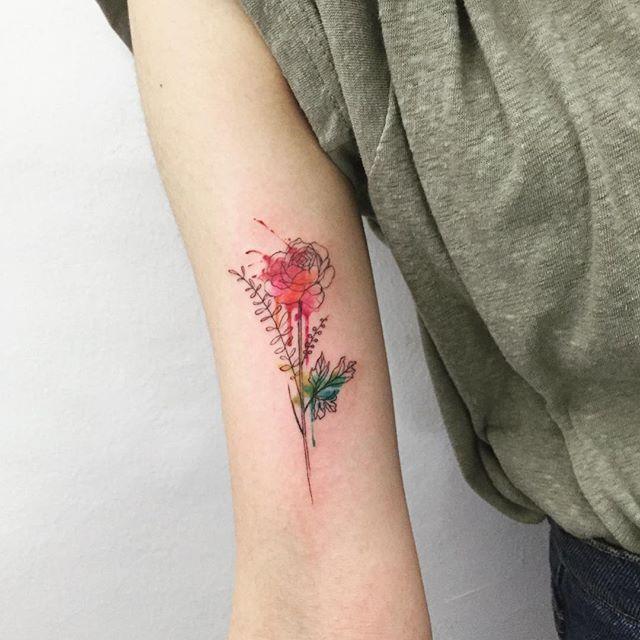 tatouage roses 137