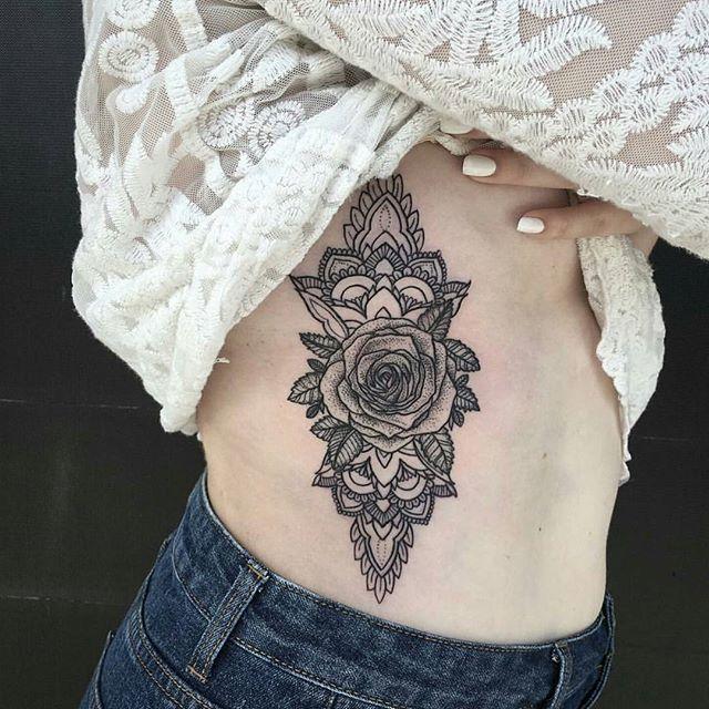 tatouage roses 57