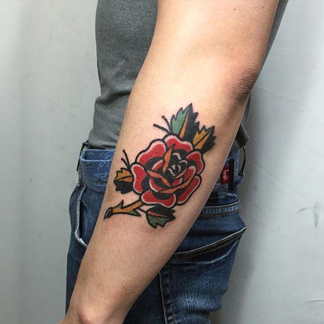 tatouage roses 63