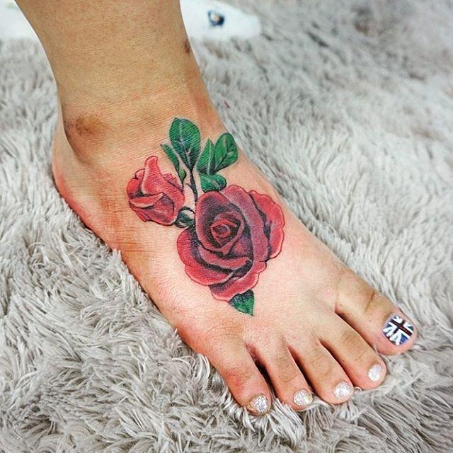 tatouage roses 77
