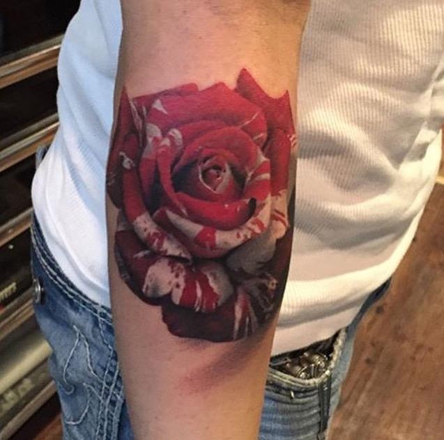 tatouage roses 87
