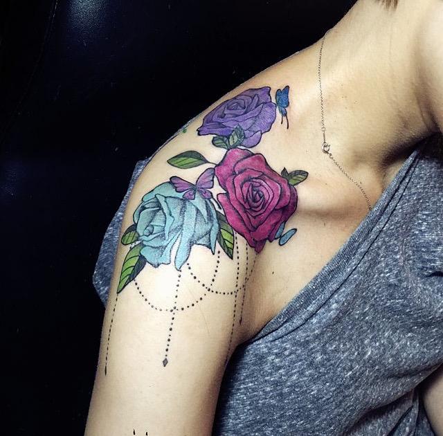 tatouage roses 97
