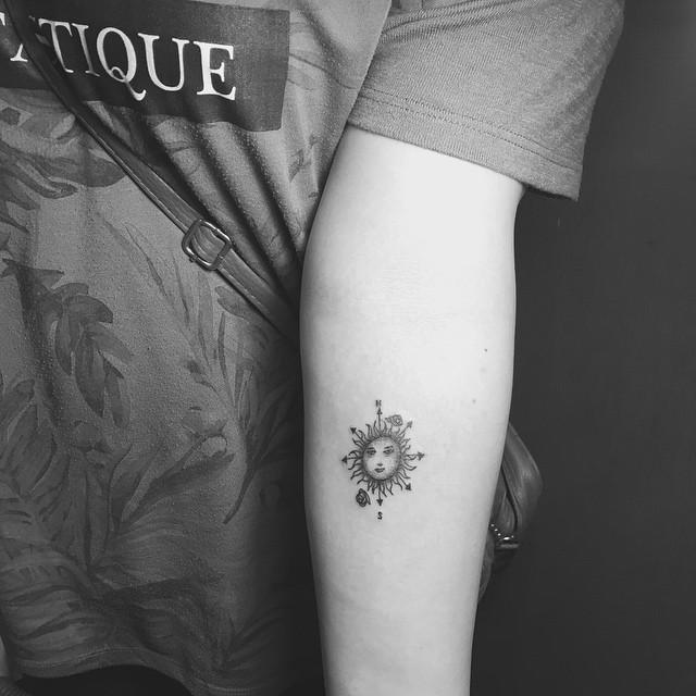 tatouage soleil 37