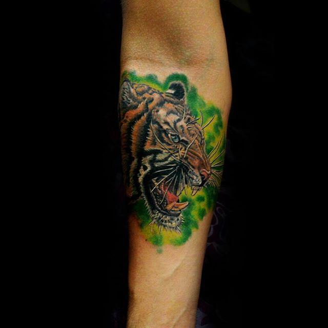 tatouage tigre 113