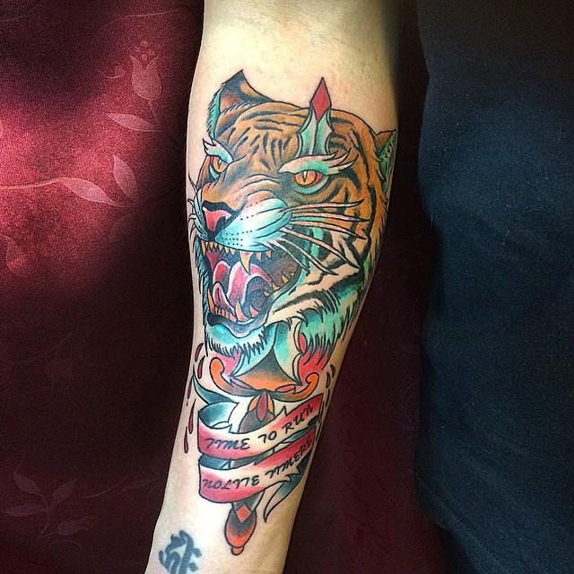 tatouage tigre 27