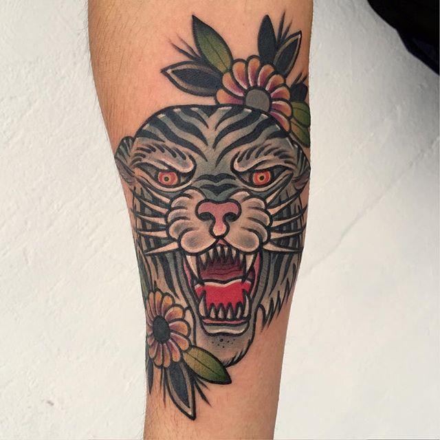 tatouage tigre 35
