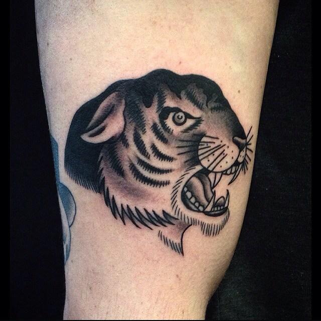 tatouage tigre 59