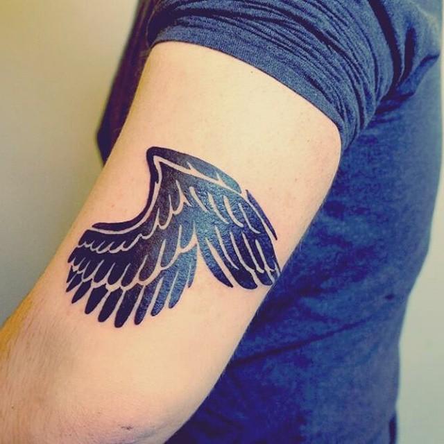 tatouage ailes 01