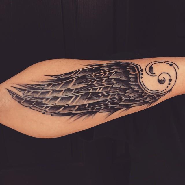 tatouage ailes 117