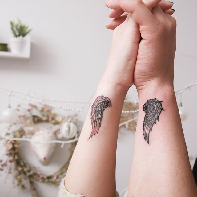 tatouage ailes 33