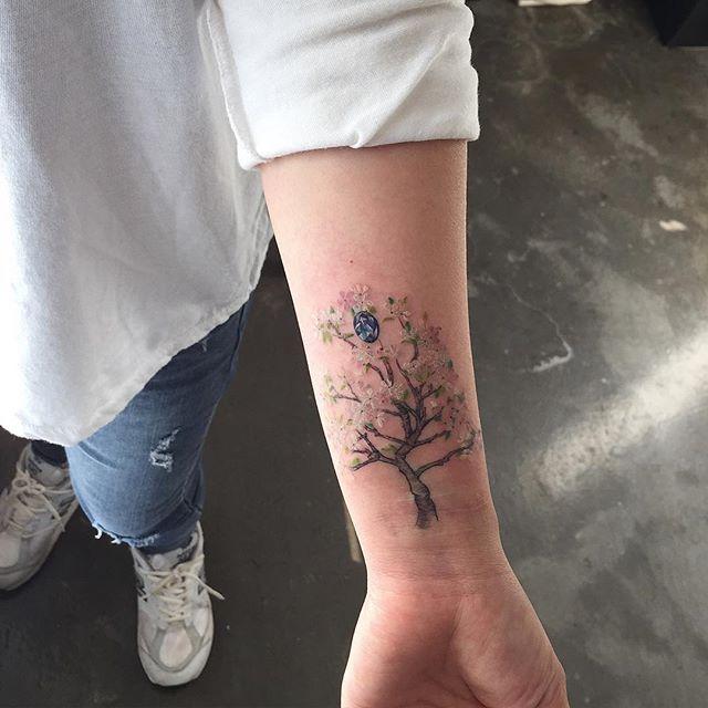 tatouage arbre 127